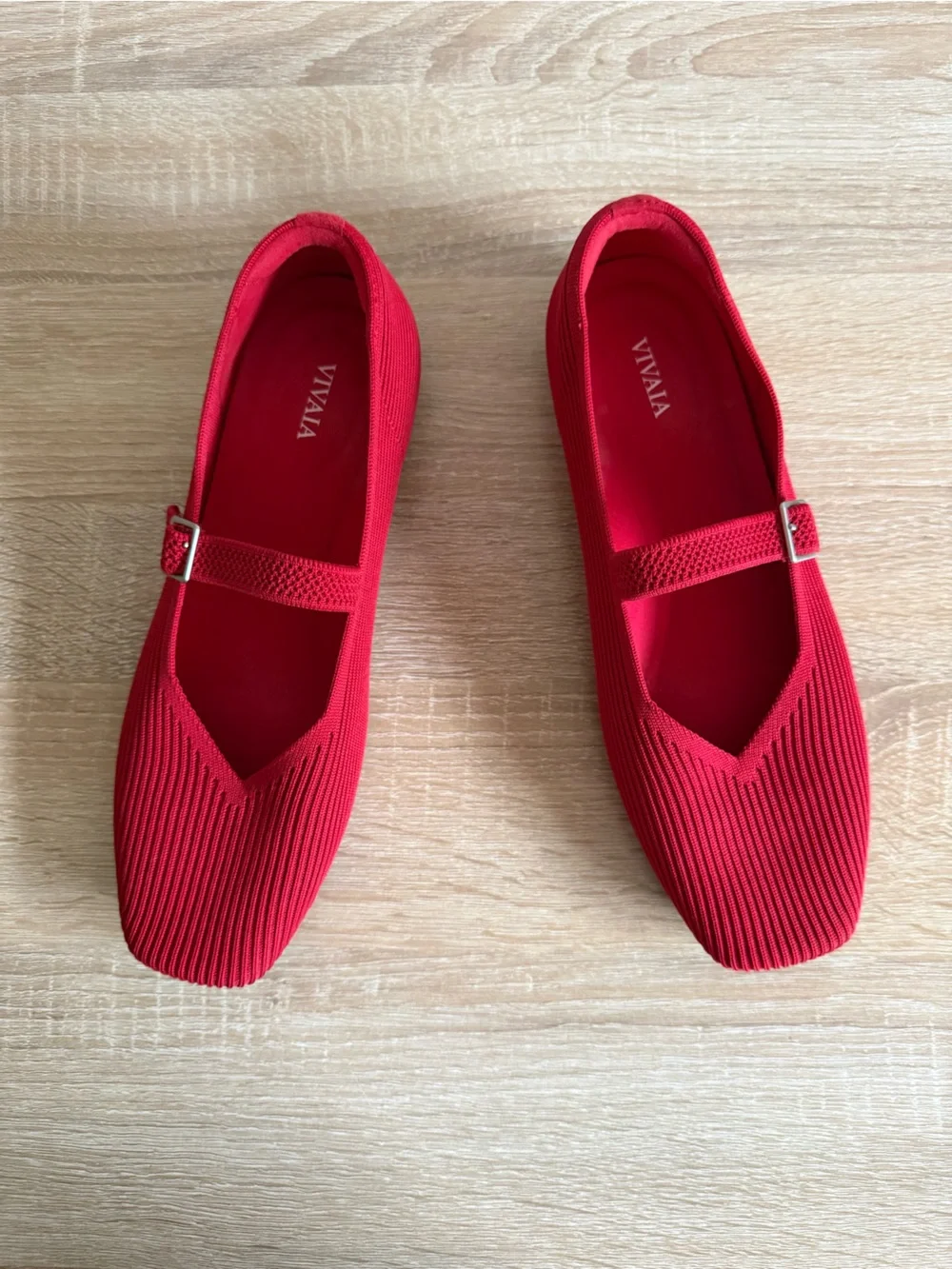Vivaia Margot Mary Jane Square-Toe flats in ruby red Sz 40.5/9-9.5 - Picture 8 of 8